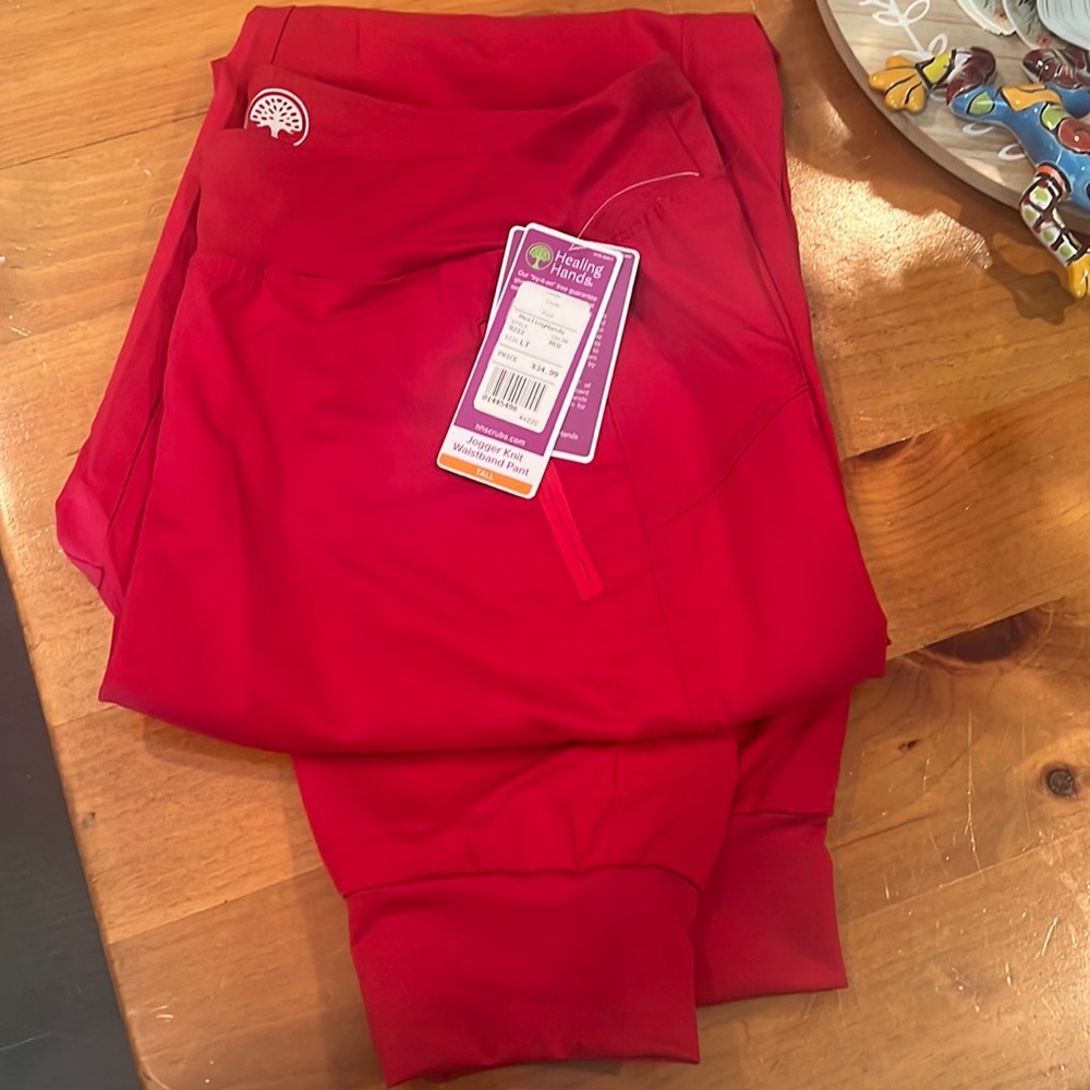 NWT top & bottom Healing Hands scrub set- Large TALL